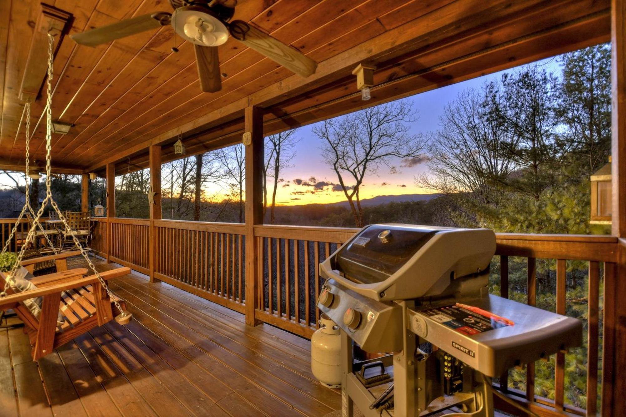 Talking Leaves Hot Tub Firepit And Comfy King Beds Villa Ellijay Ngoại thất bức ảnh
